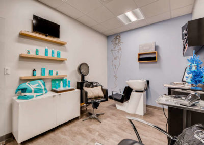 Modern salon studio suite rentals in Colorado. Arvada and dtc Denver tech center. Leasing available for hair stylists, barbers, estheticians, nail technicians, and more. Furnished, specialty, amenities.
